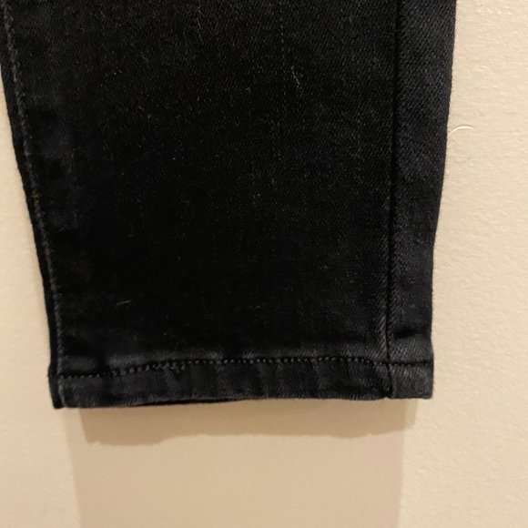 NWT Levi's High Rise Skinny Black Jeans Size 9S/29 - Picture 7 of 12